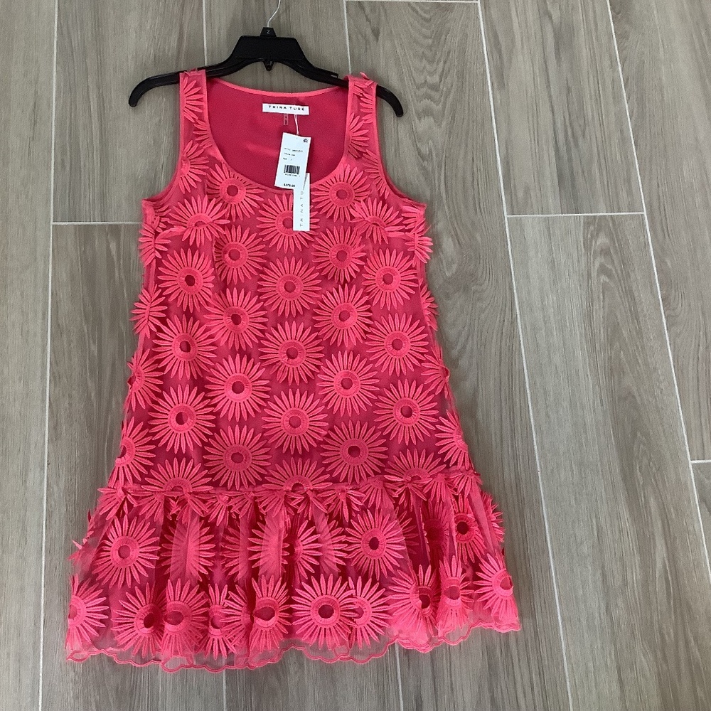 Trina Turk dress size 2 NWT